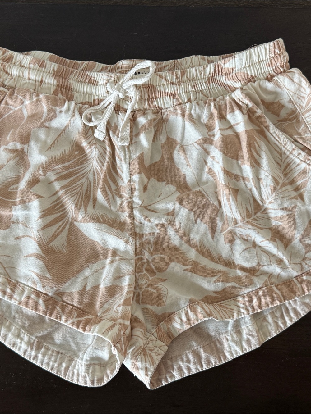 Billabong Tropical Print Drawstring Lounge Shorts - Cream & Blush